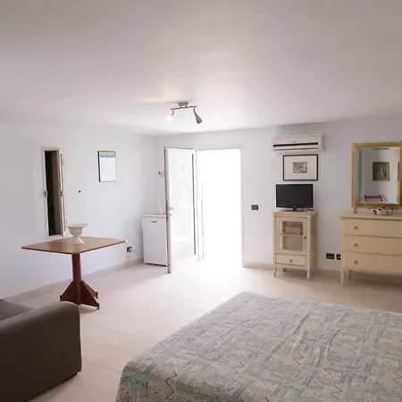 Lamandia Aparthotel