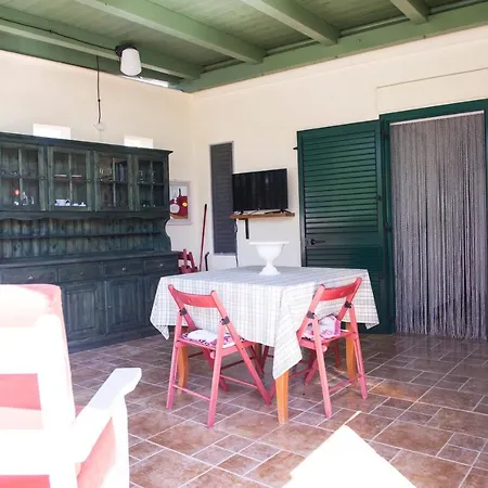 Lamandia Aparthotel *